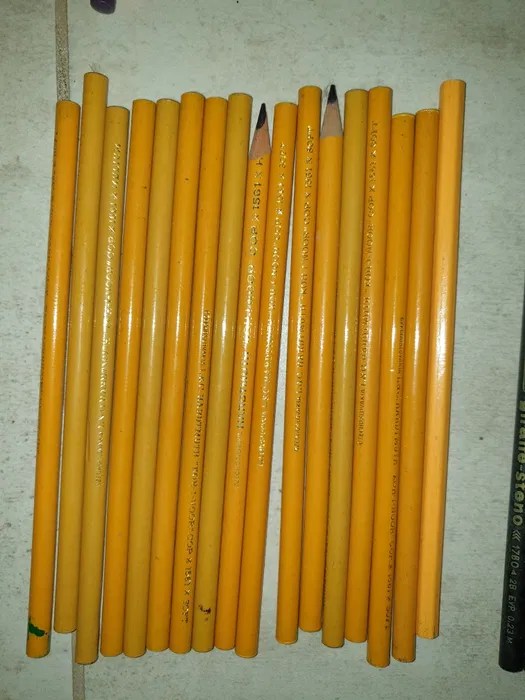 Czechosłowacja BOHEMIA WORKS kredki i ołówki vintage Krosno Odrzańskie