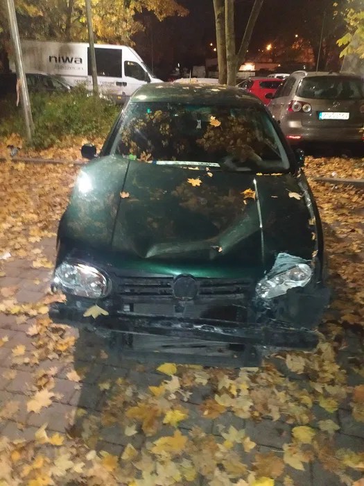 VW Golf 4 1.6 Benzyna Szczecin Centrum • OLX.pl