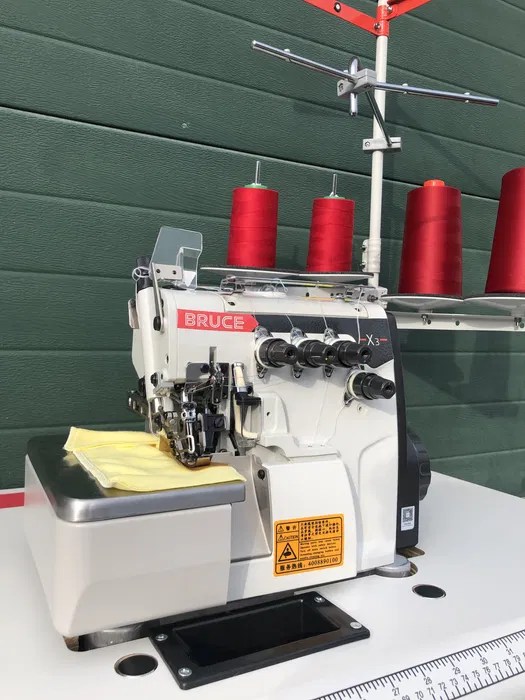 Máquina Corte e cose industrial Overlock novas BRUCE Palmela • OLX Portugal