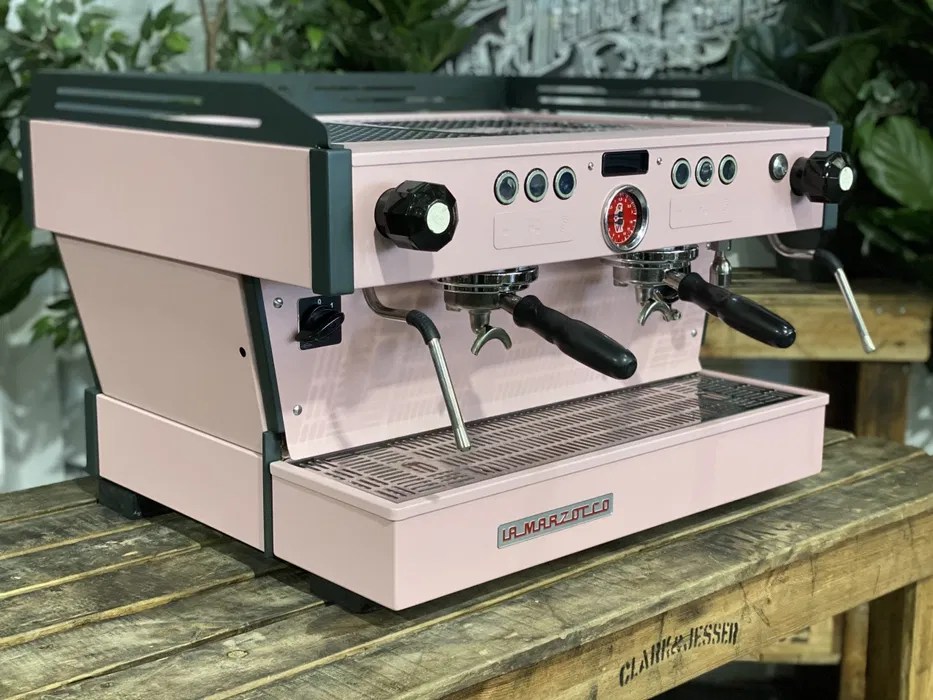 Профессійна кавомашина La Marzocco Linea PB AV 2 групи 258 000 грн