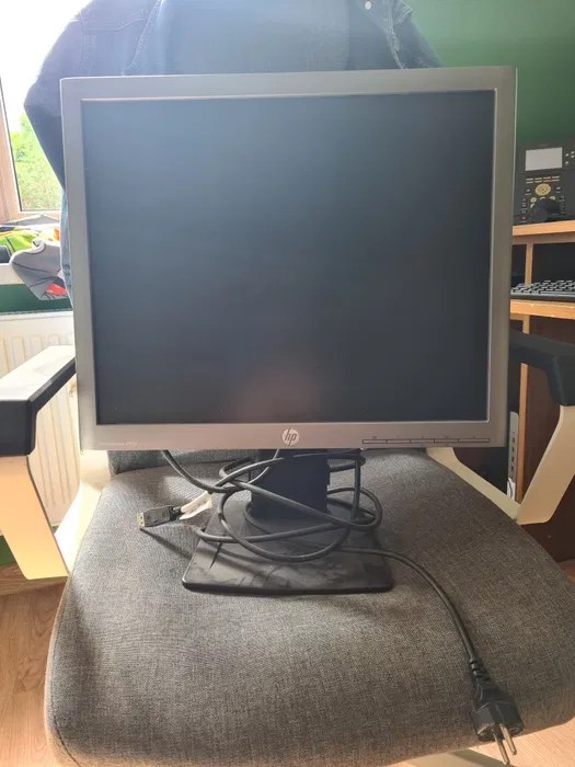 Monitor HP EliteDisplay E190i Błędowa Tyczyńska • OLX.pl