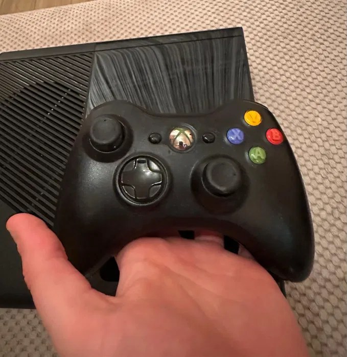 Xbox 360 e console 250gb (zestaw) Łódź Bałuty • OLX.pl