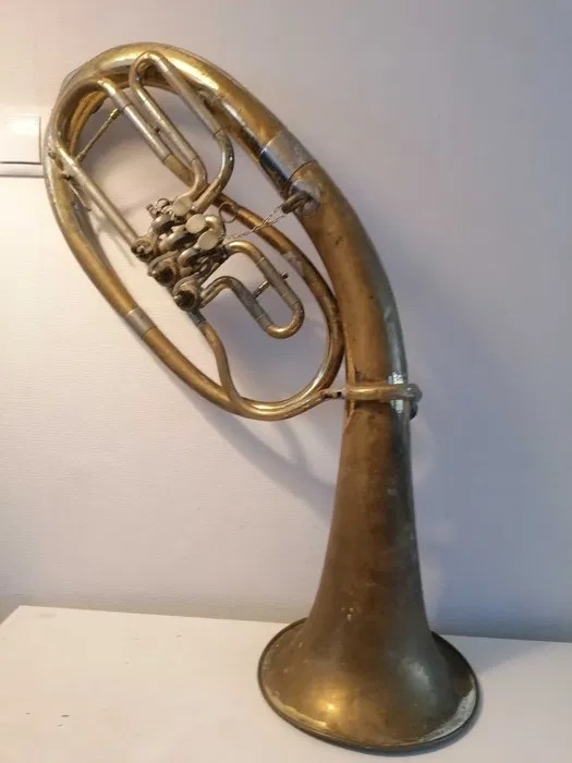 Stary mosiężny Sakshorn barytonowy z 3 wentylami Koło • OLX.pl