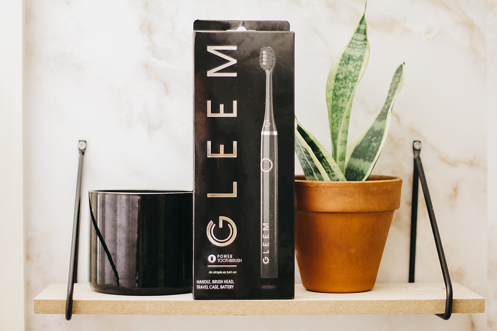 Meet GLEEM Finally, a BulkFree Electric Toothbrush That Speaks to My