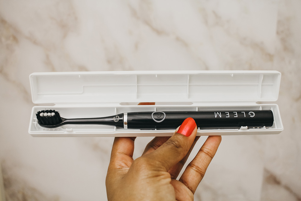 Meet GLEEM Finally, a BulkFree Electric Toothbrush That Speaks to My