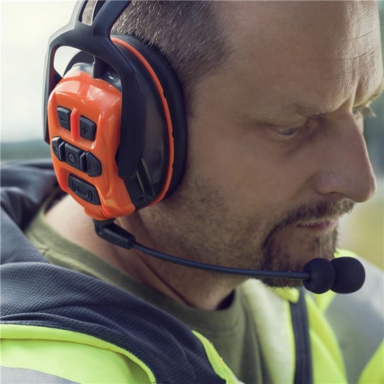 Husqvarna R Protective Earmuff with FM Radio & Bluetooth