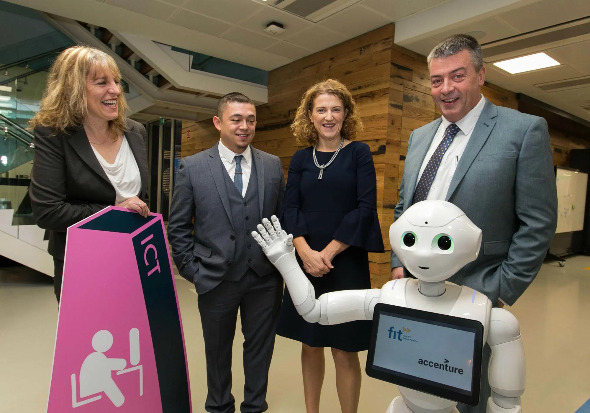New Tech Apprenticeships announced with a target of 1,000