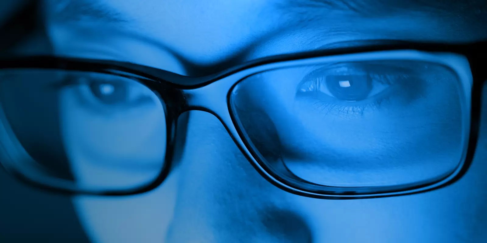 Blue light affect on the brain ?? Iris Software for Eye protection