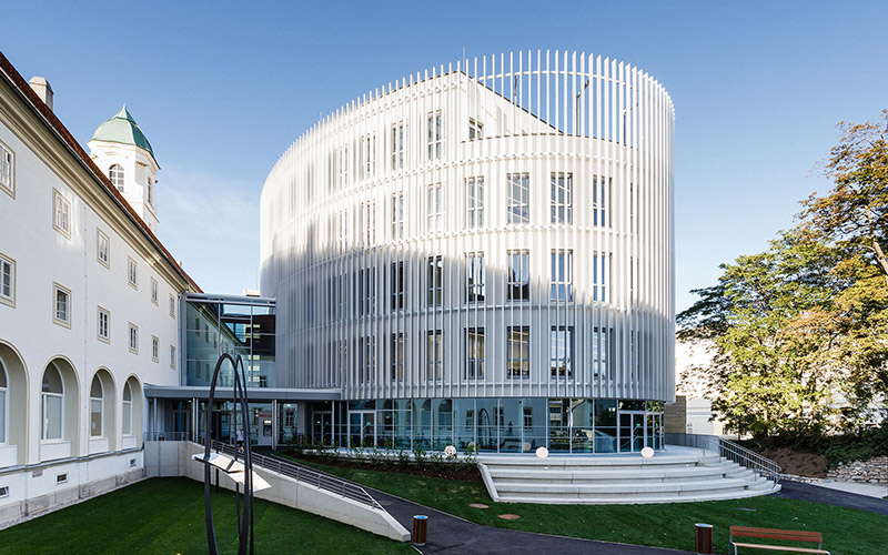 University of Applied Sciences Wiener Neustadt IRO