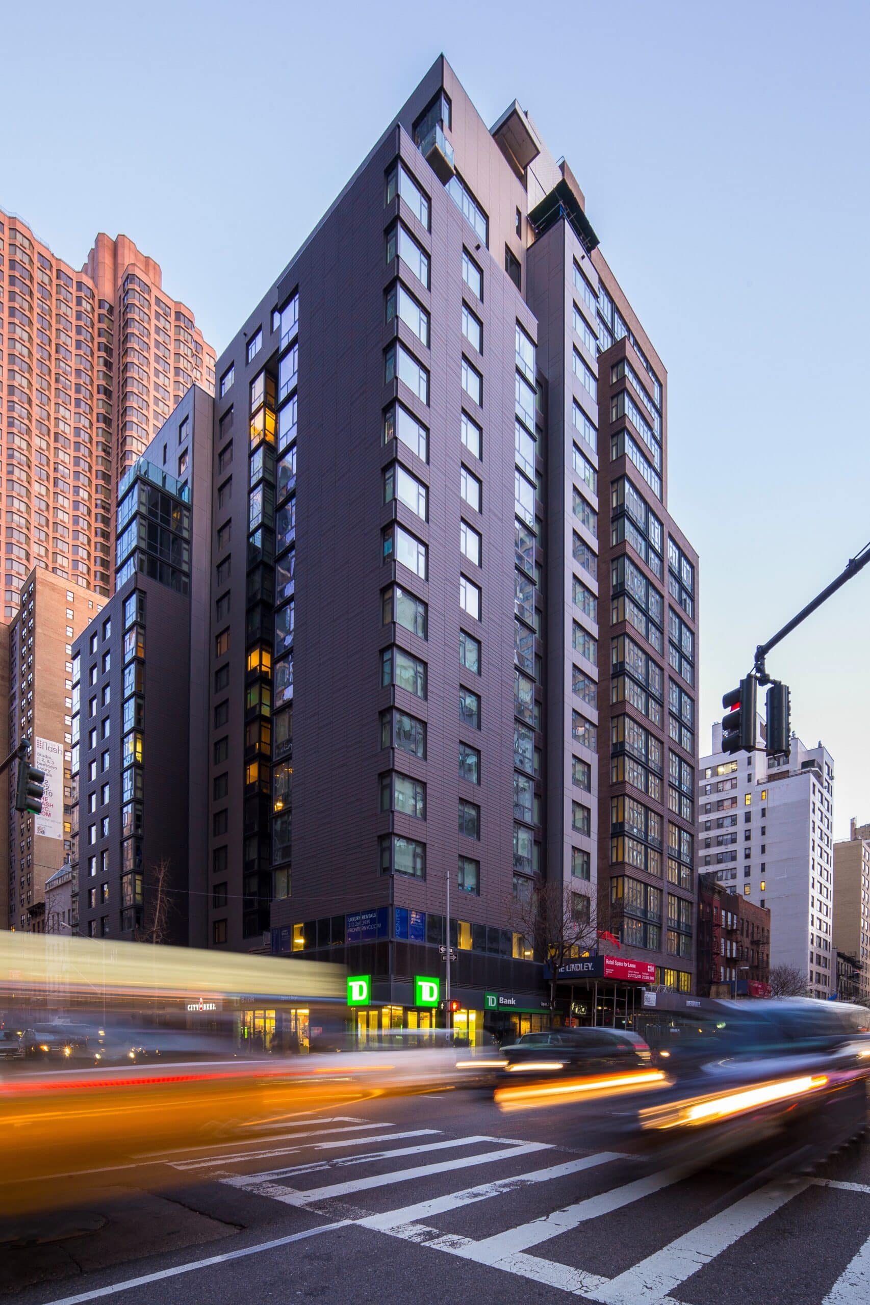 The Frontier Luxury Murray Hill Apartments