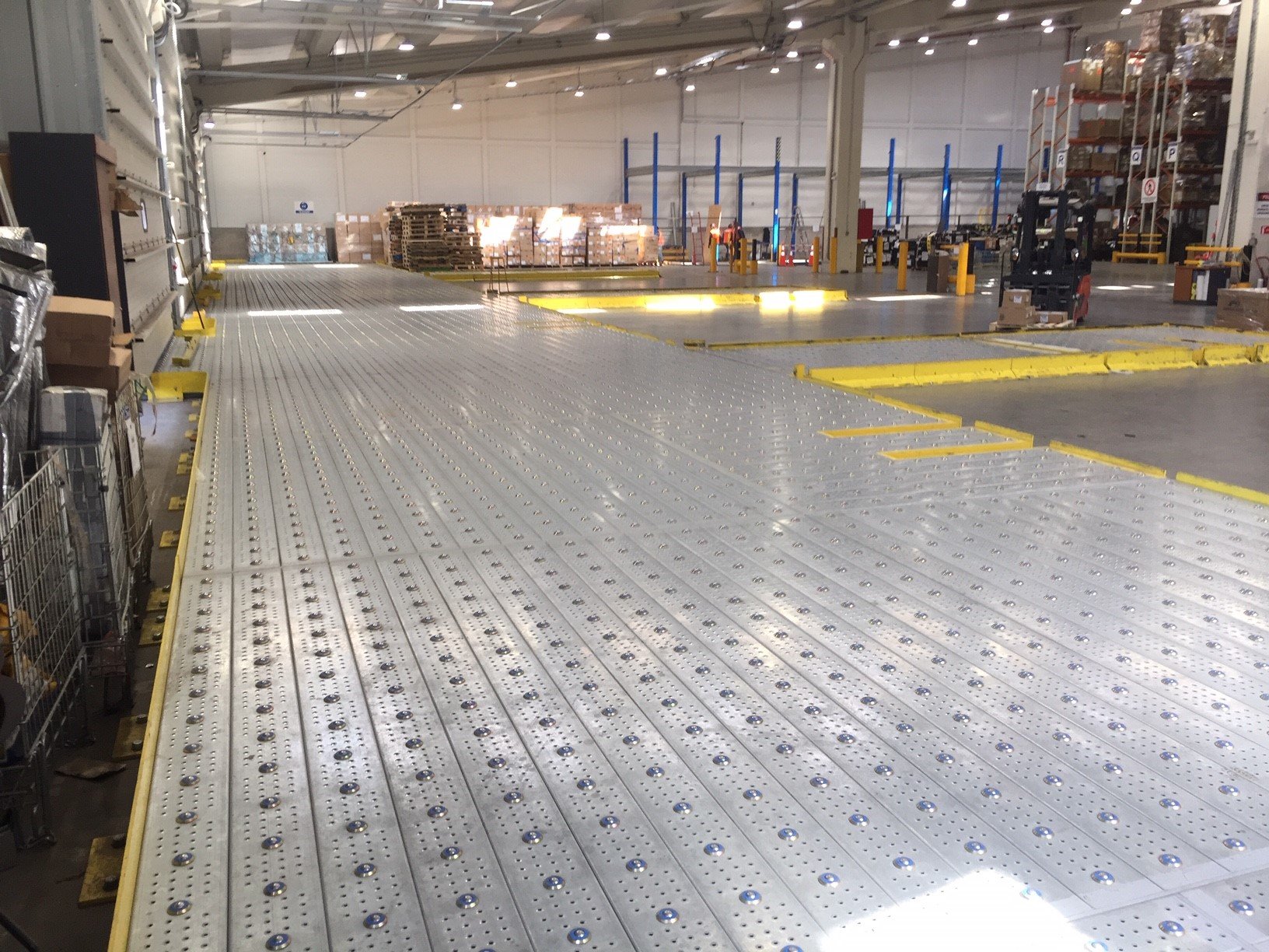 KieTek Ball and Caster Decks Cutting Edge Material Handling Systems