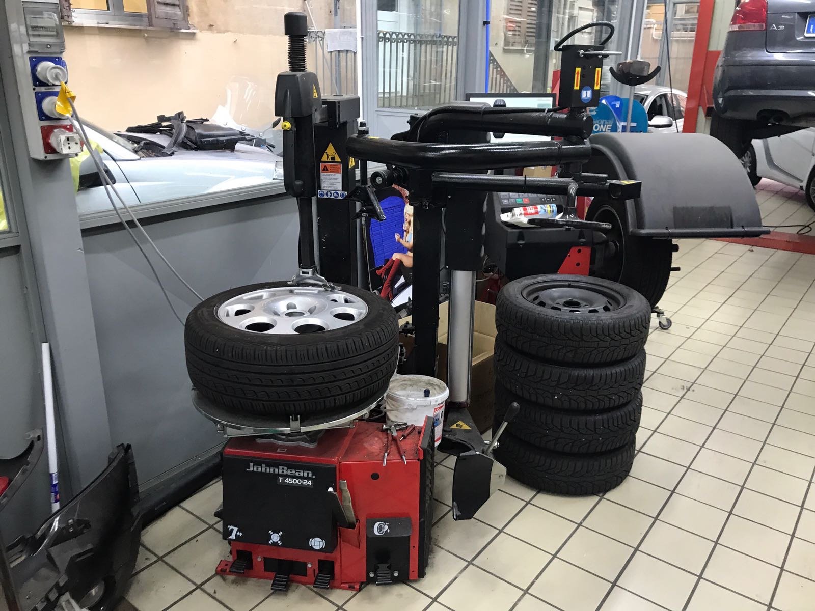 Gommista Genova, GE Autofficina Carrozzeria Alimonda