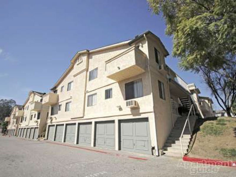 Fallbrook Hills Apartments