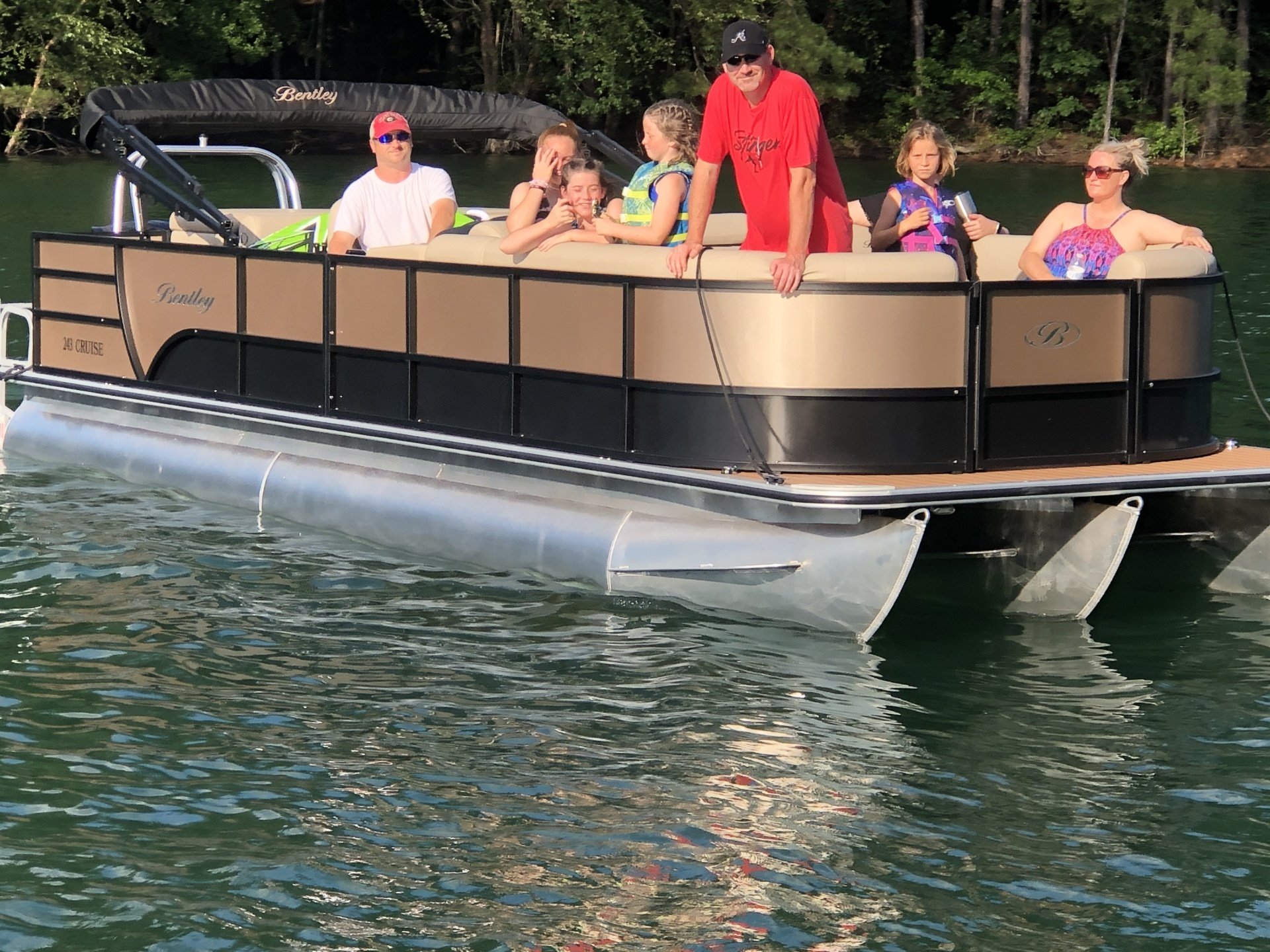 Boat Rentals in Lake Hartwell, GA C&E Marine & Boat Rentals