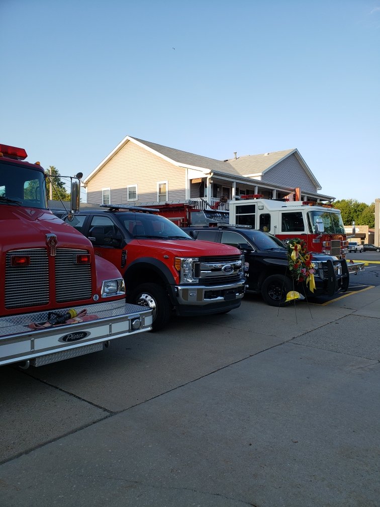 Linden Departments / Linden, Michigan