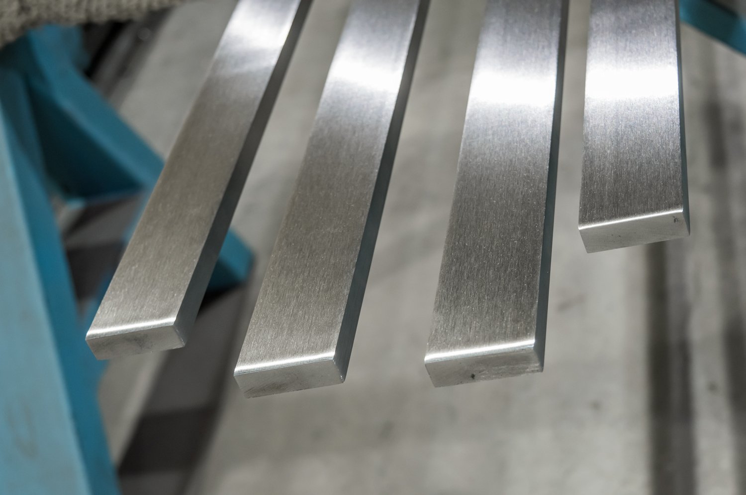 CMPI Stainless Steel Pipe, Tube, & Flat Bar Polishing Services