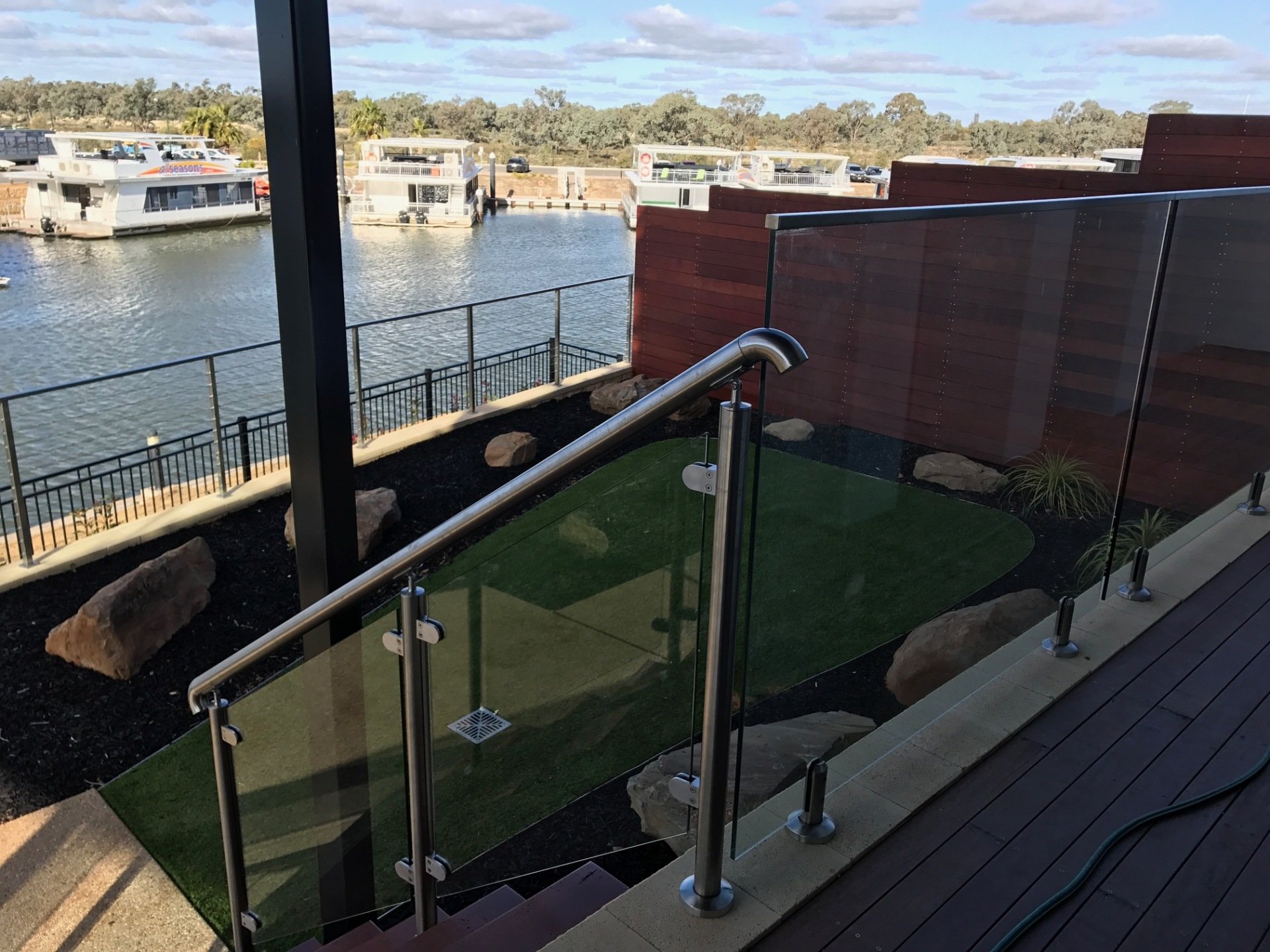 Glass Fencing Mildura Noyce Tubular Design