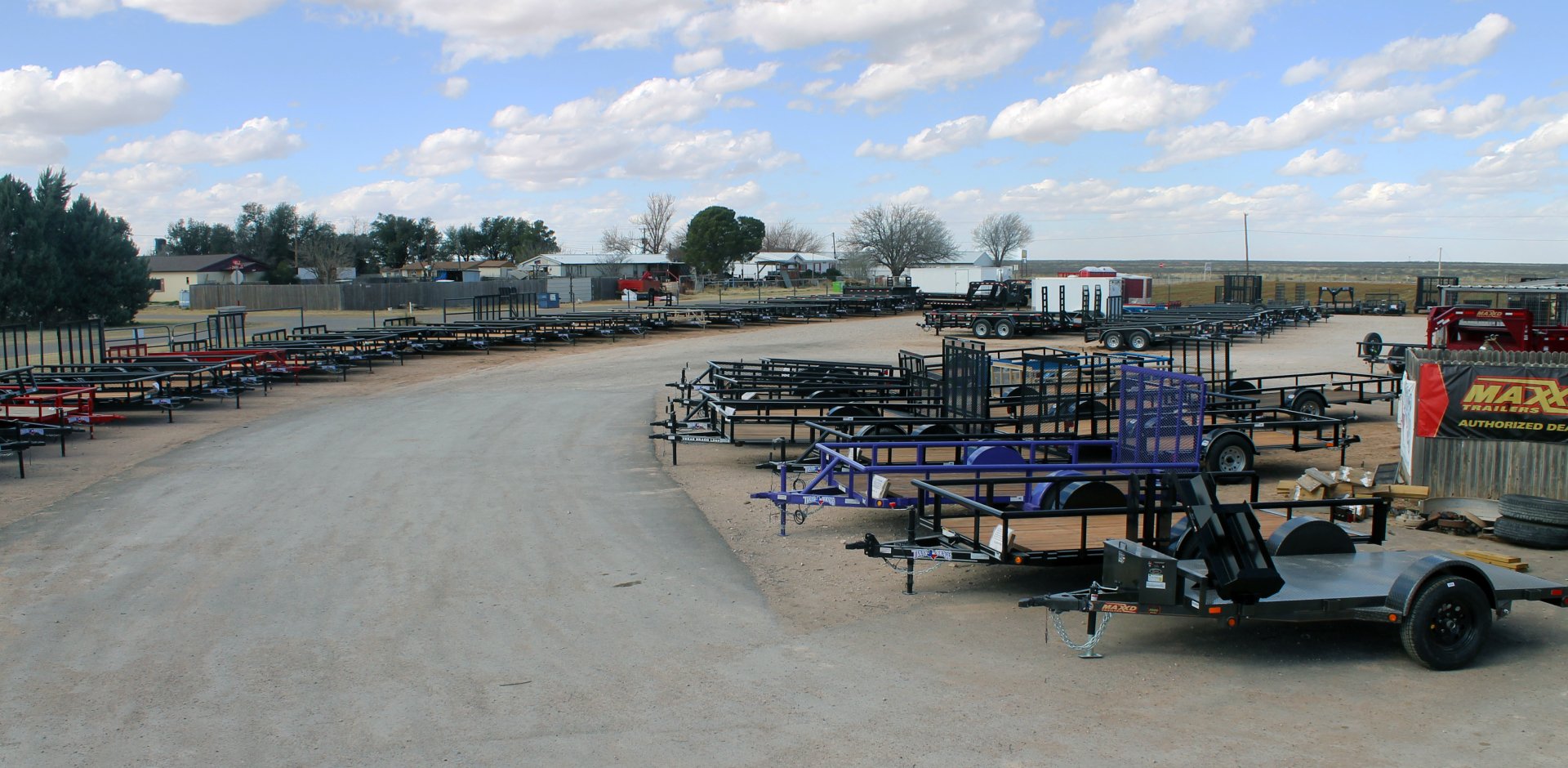 San K Trailers. Gardendale, Texas.
