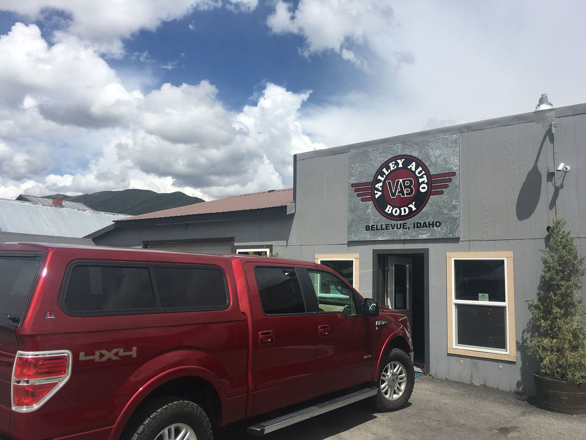 Auto Body and Collision Experts Bellevue ID