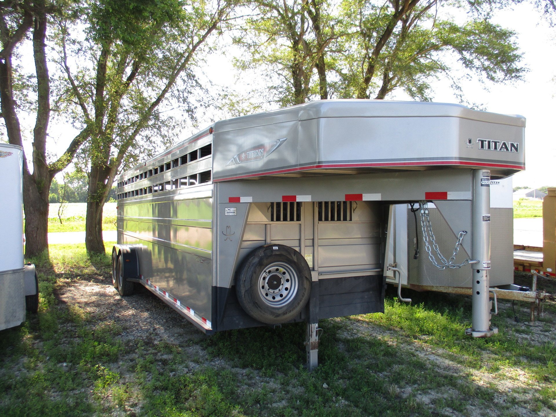 Used Trailers Kansas Livestock, Flatbed, Horse, Enclosed, Utility