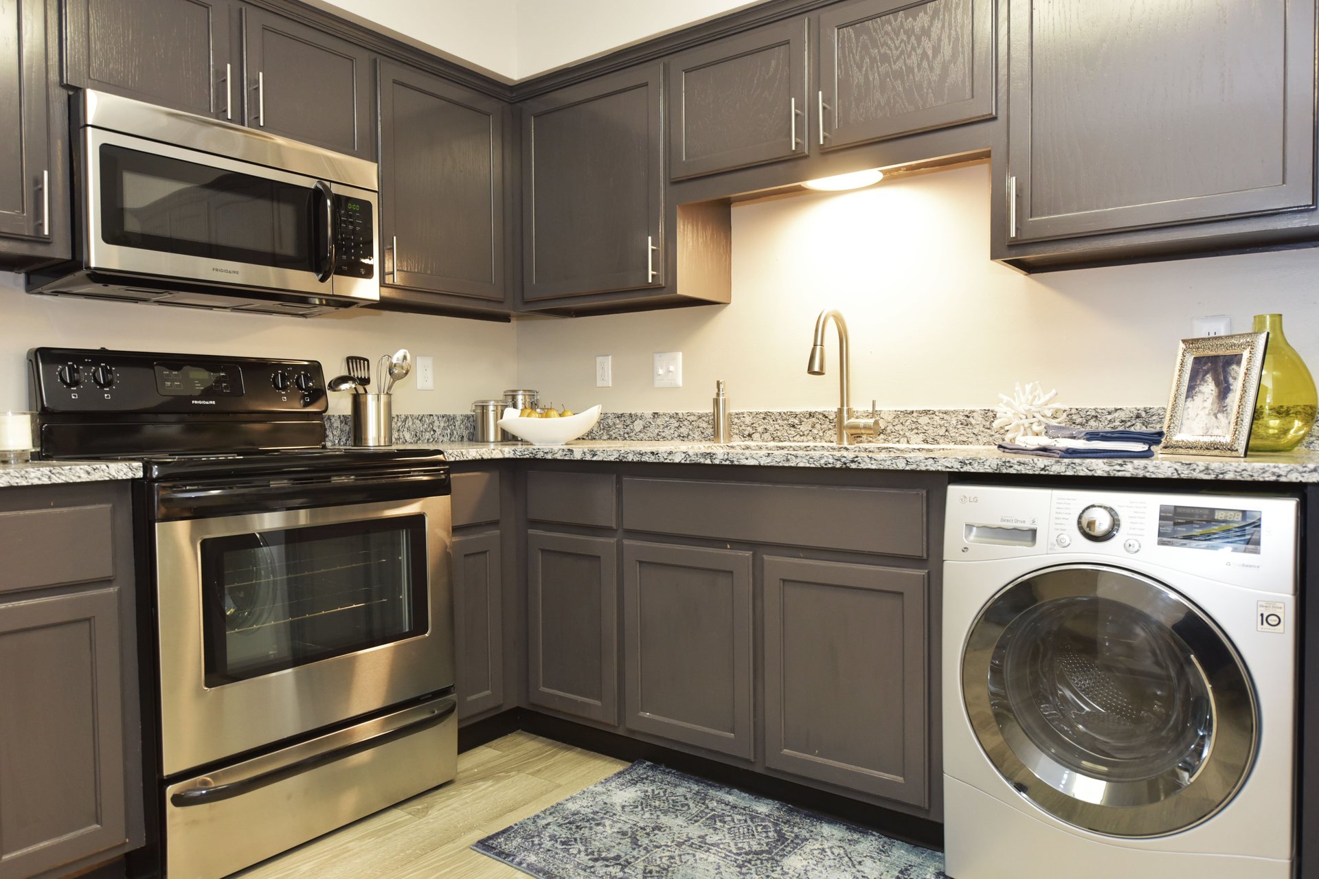 Sona at Harding Place