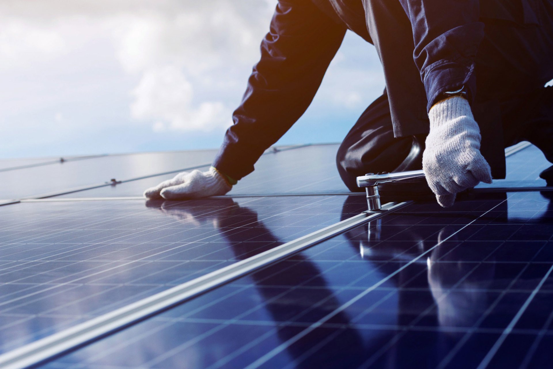 Solar Panels KB Brownlee) Electrical