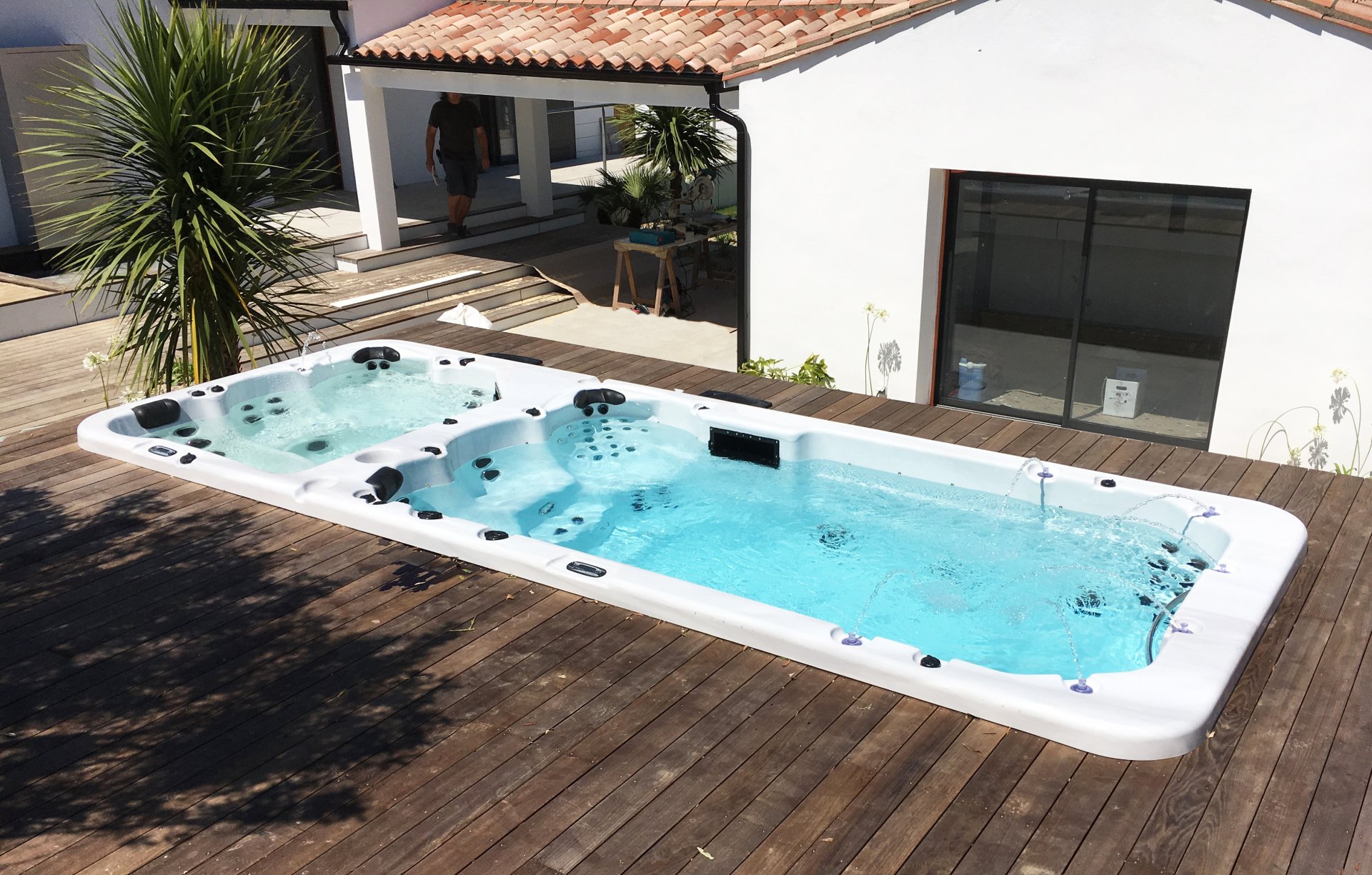 Spa de nage à prix accessible La maison du Spa
