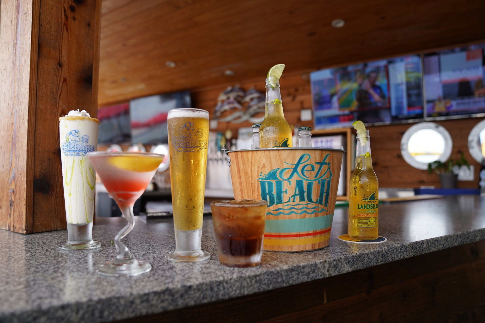 Fishlips Waterfront Bar & Grill Kids Eat Free Card