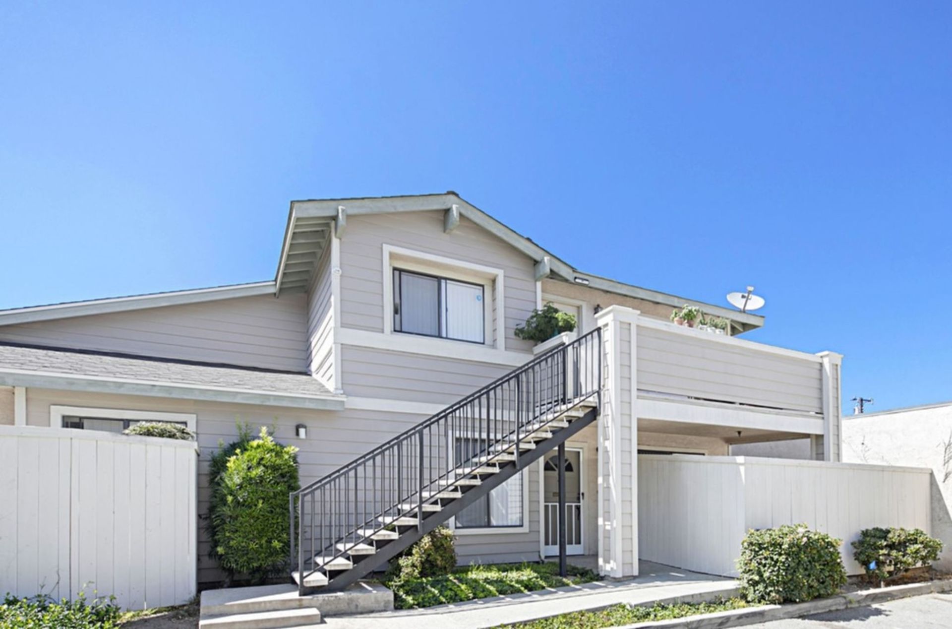 Twin Pines Apartments Property Details