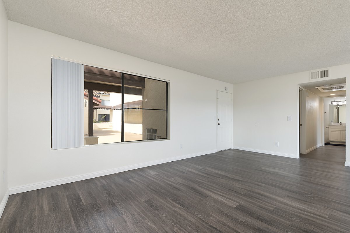 Savanna Villa Apartment Homes Property Details