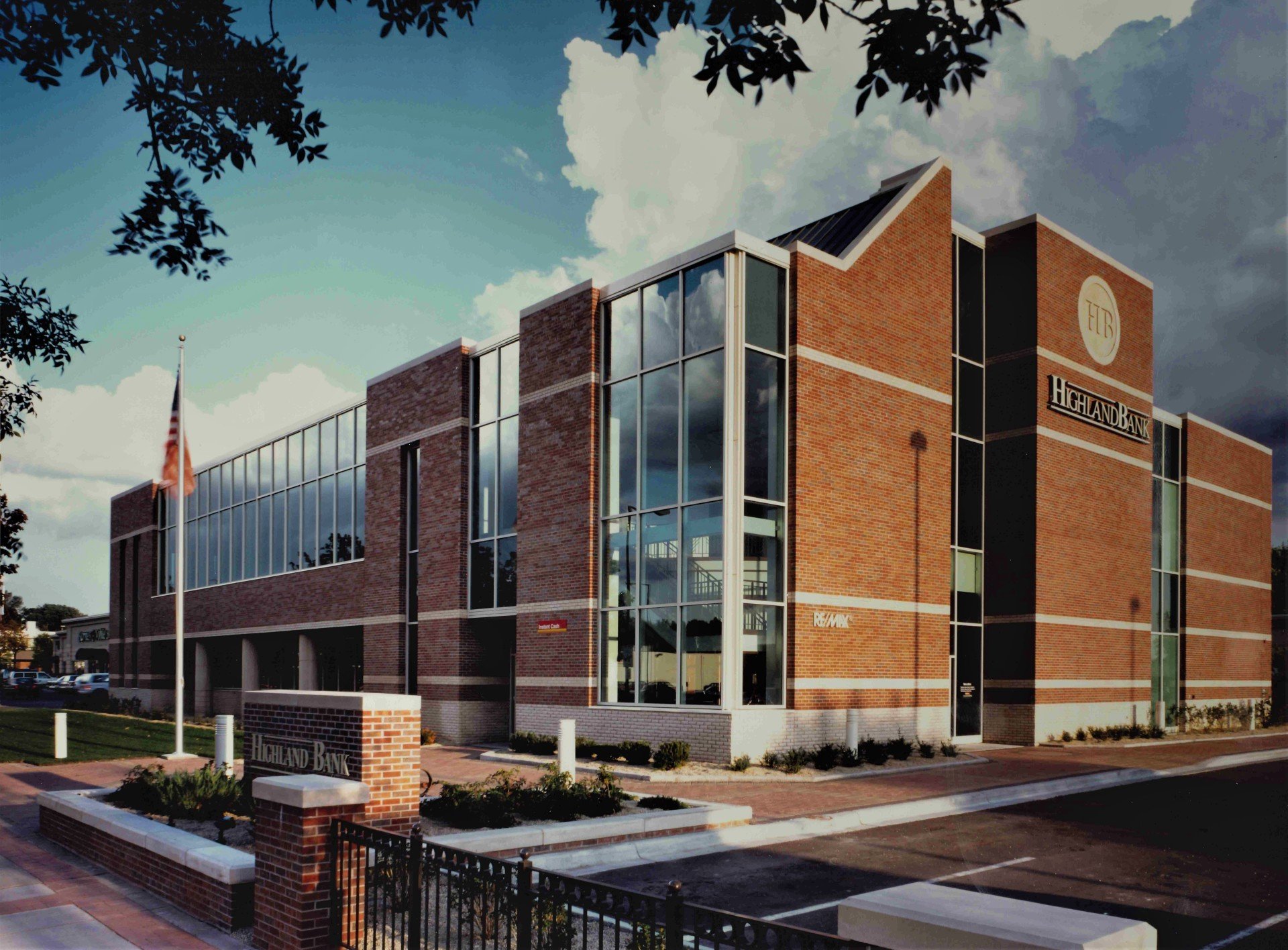 Highland Bank St. Paul