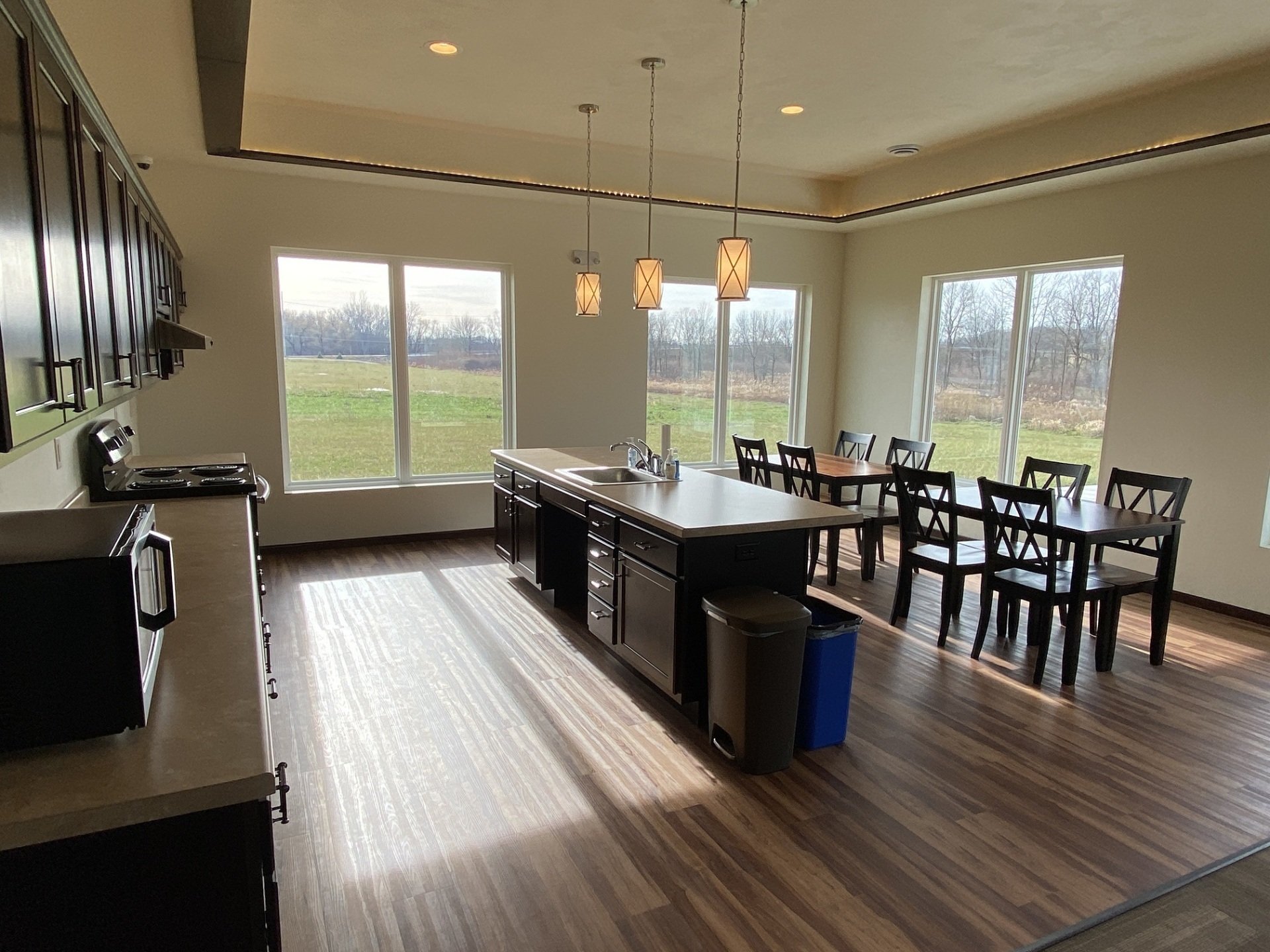 Forest Creek Apartments Manitowoc, Wisconsin Apartments