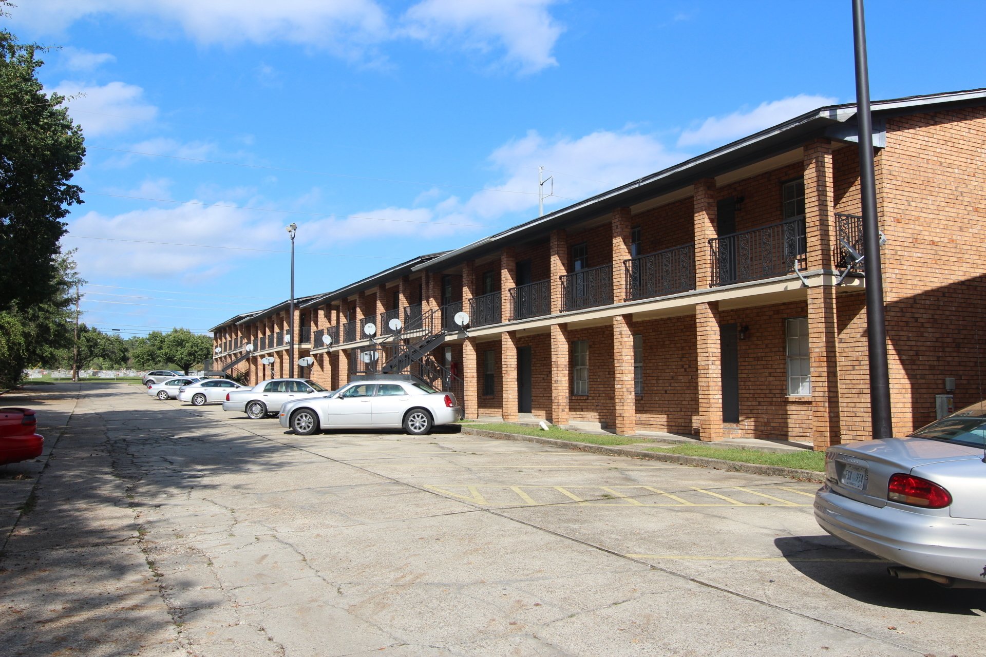 Apartments for rent near USM in Hattiesburg MS Longwood Crossing