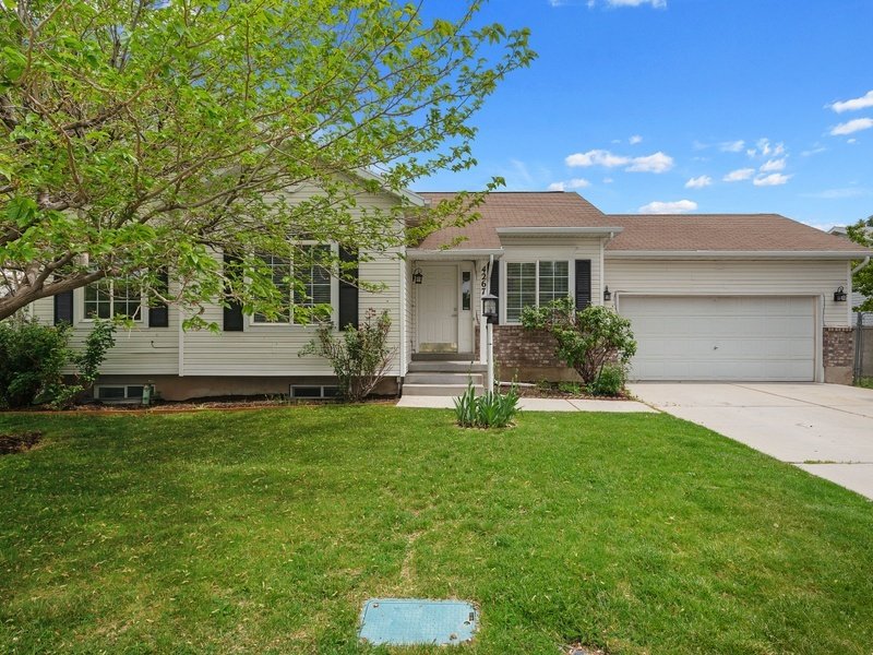 Home for sale in West Valley City!