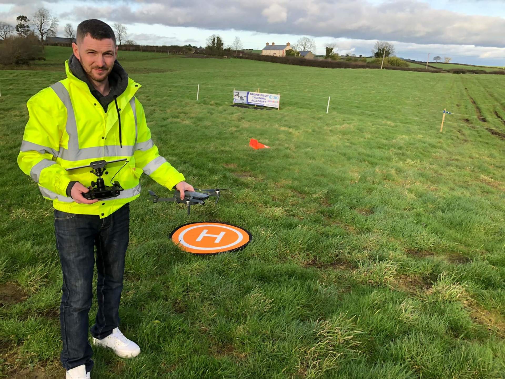 Drone Pilot Training Ireland, UK A2 CofC Courses Available from £99