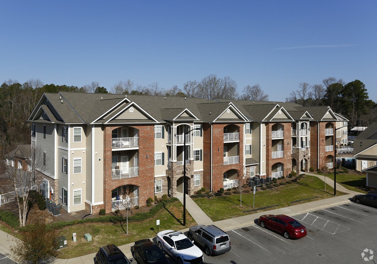 Gallery Cliff Creek Apartments Fayetteville, NC