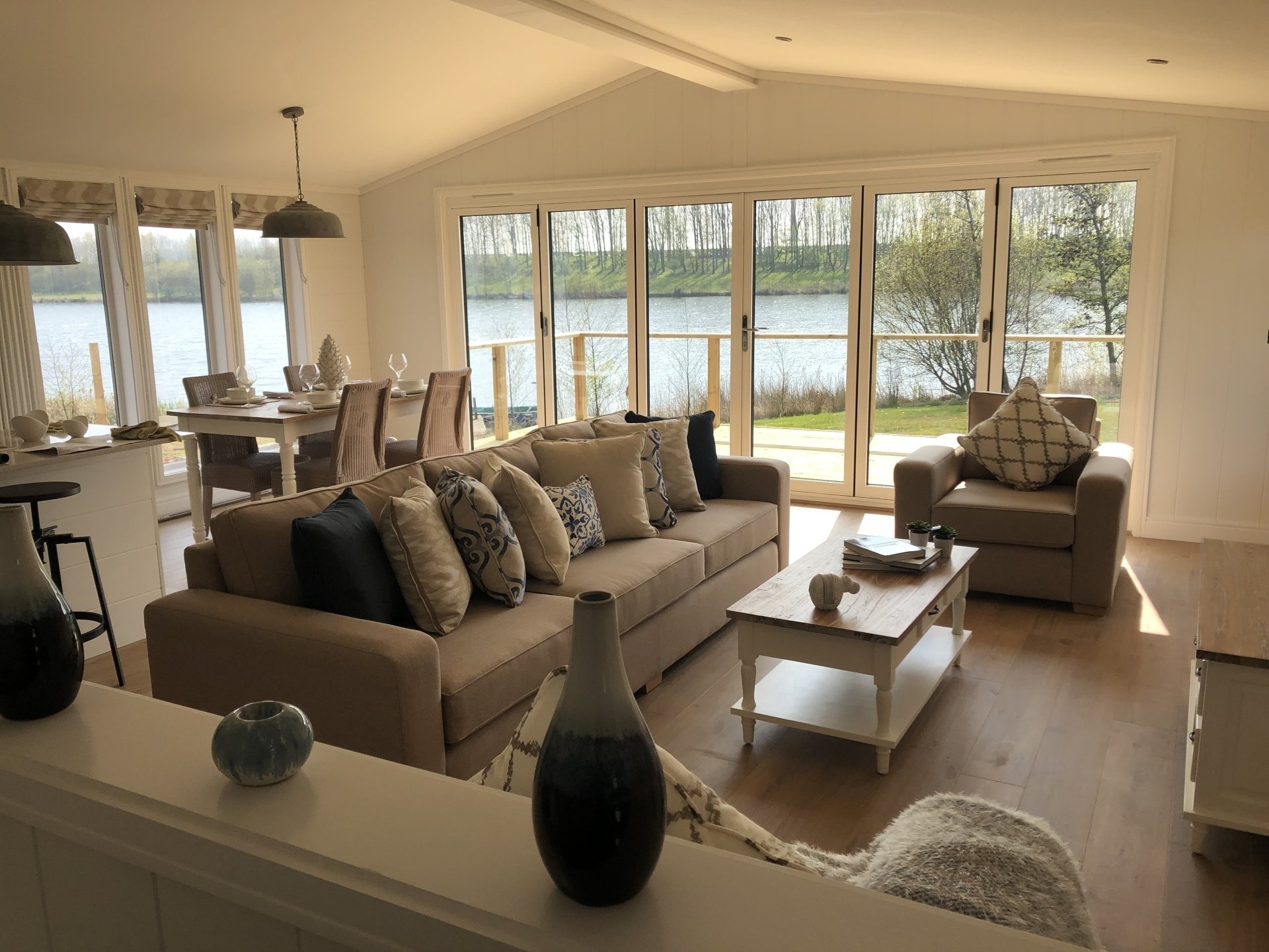 Luxurious lakeside lodges for sale Heron Lakes