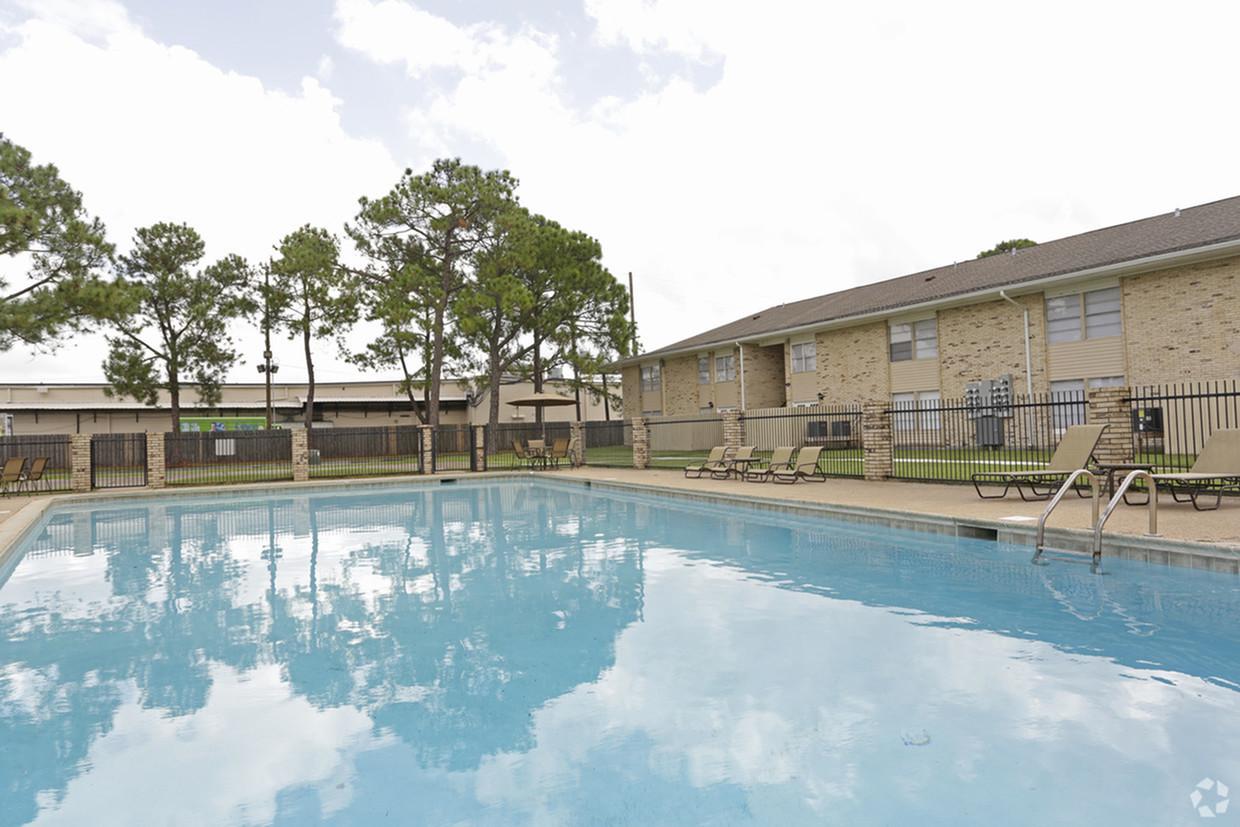 Tanglewood Apartment Homes in Westwego, LA