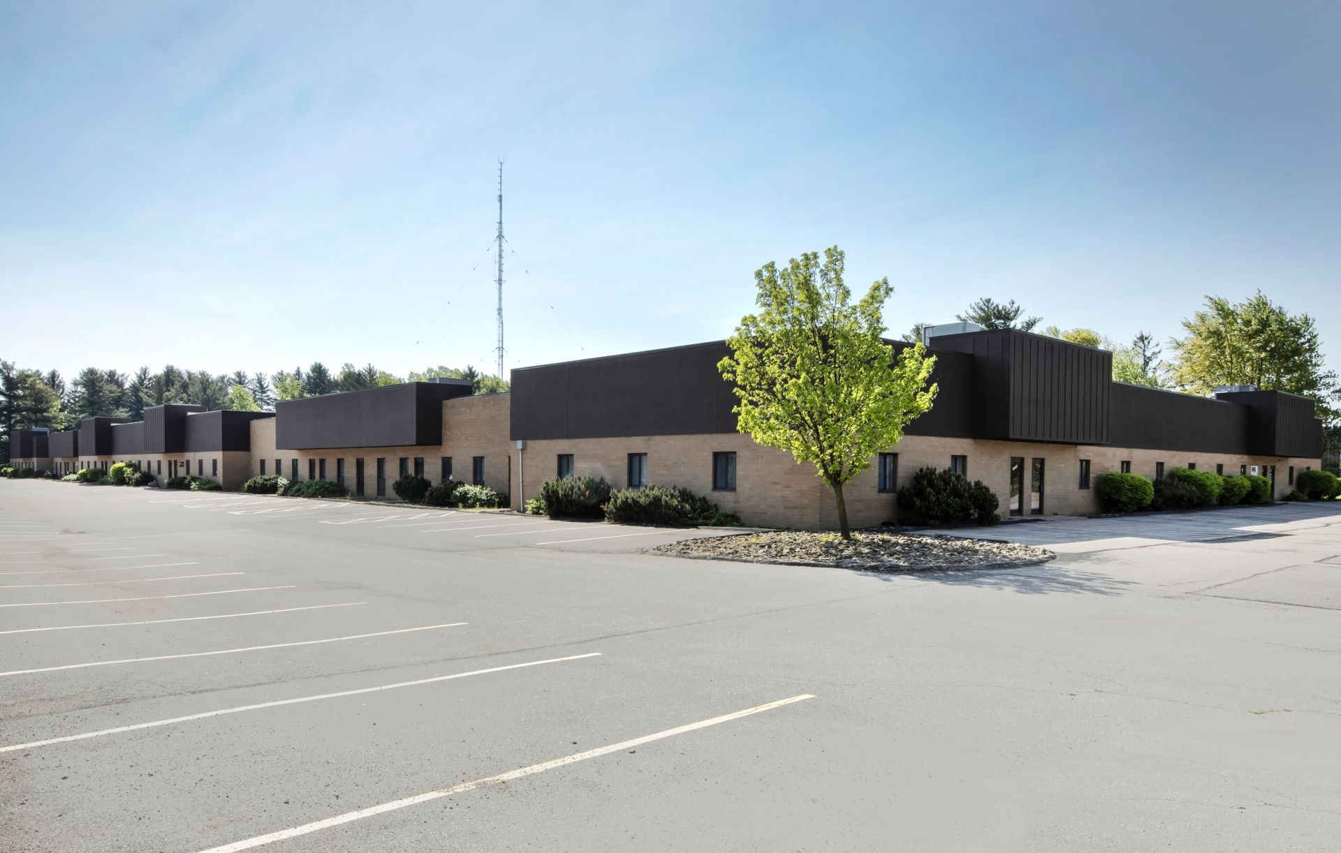 Commercial Building for Lease located at 10245 Brecksville Road