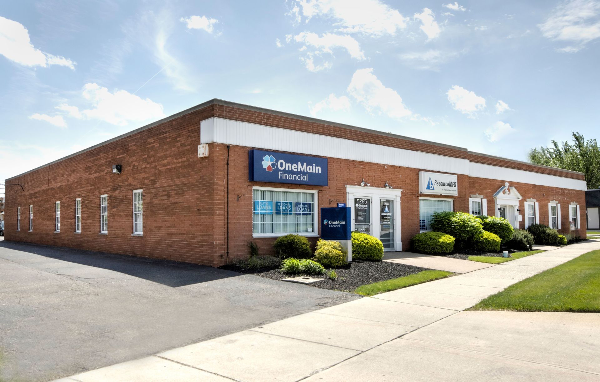 Commerical Building for lease 5269 Broadview Road in Parma, Oh 44134