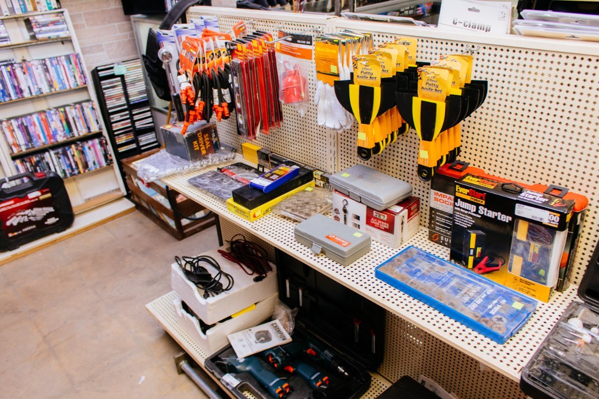 Cash for Preowned Goods Garden City, KS AAA Pawn Shop