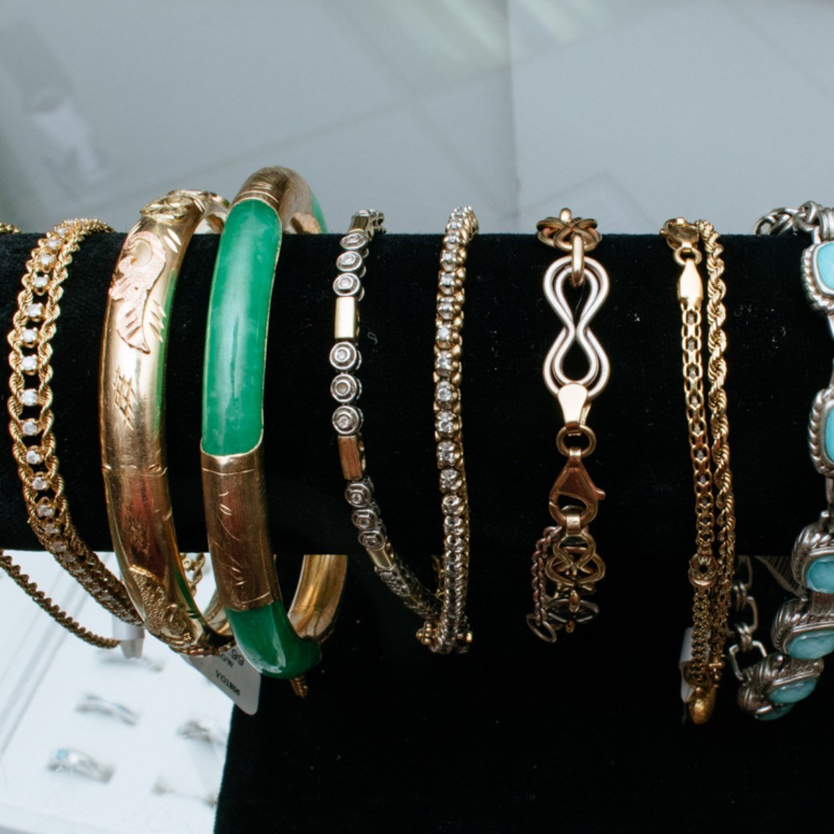 Cash for Preowned Goods Garden City, KS AAA Pawn Shop