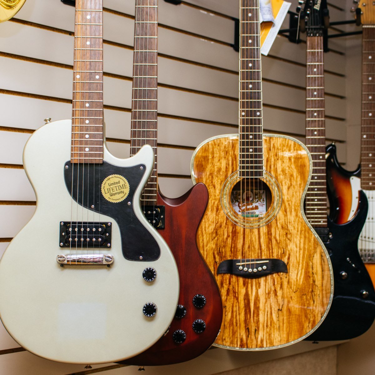 Cash for Preowned Goods Garden City, KS AAA Pawn Shop