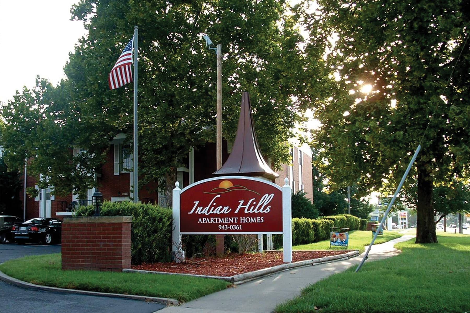 Community Amenities & Apartment Features Indian Hills Wichita, KS