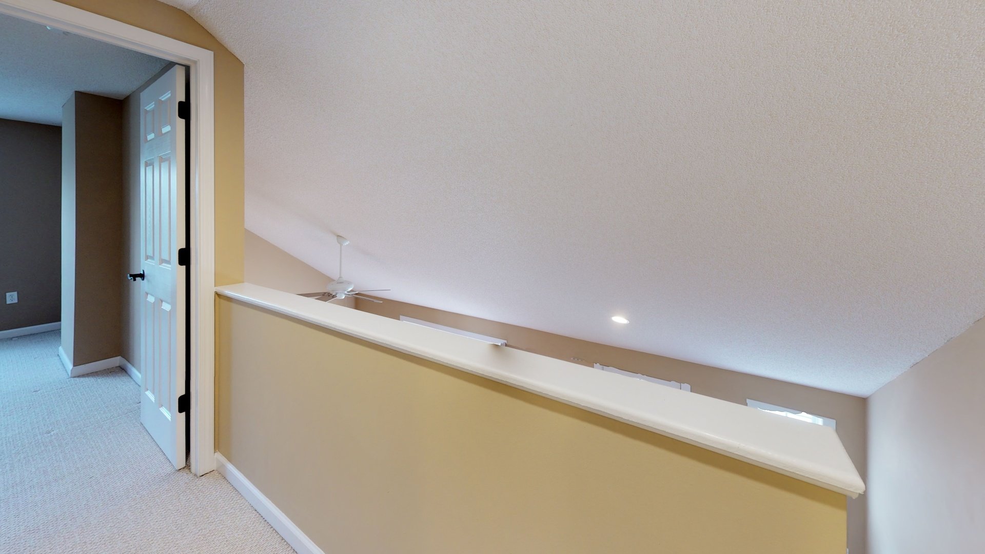 Wyse Properties Holly's Vineyard 2BD/2BA