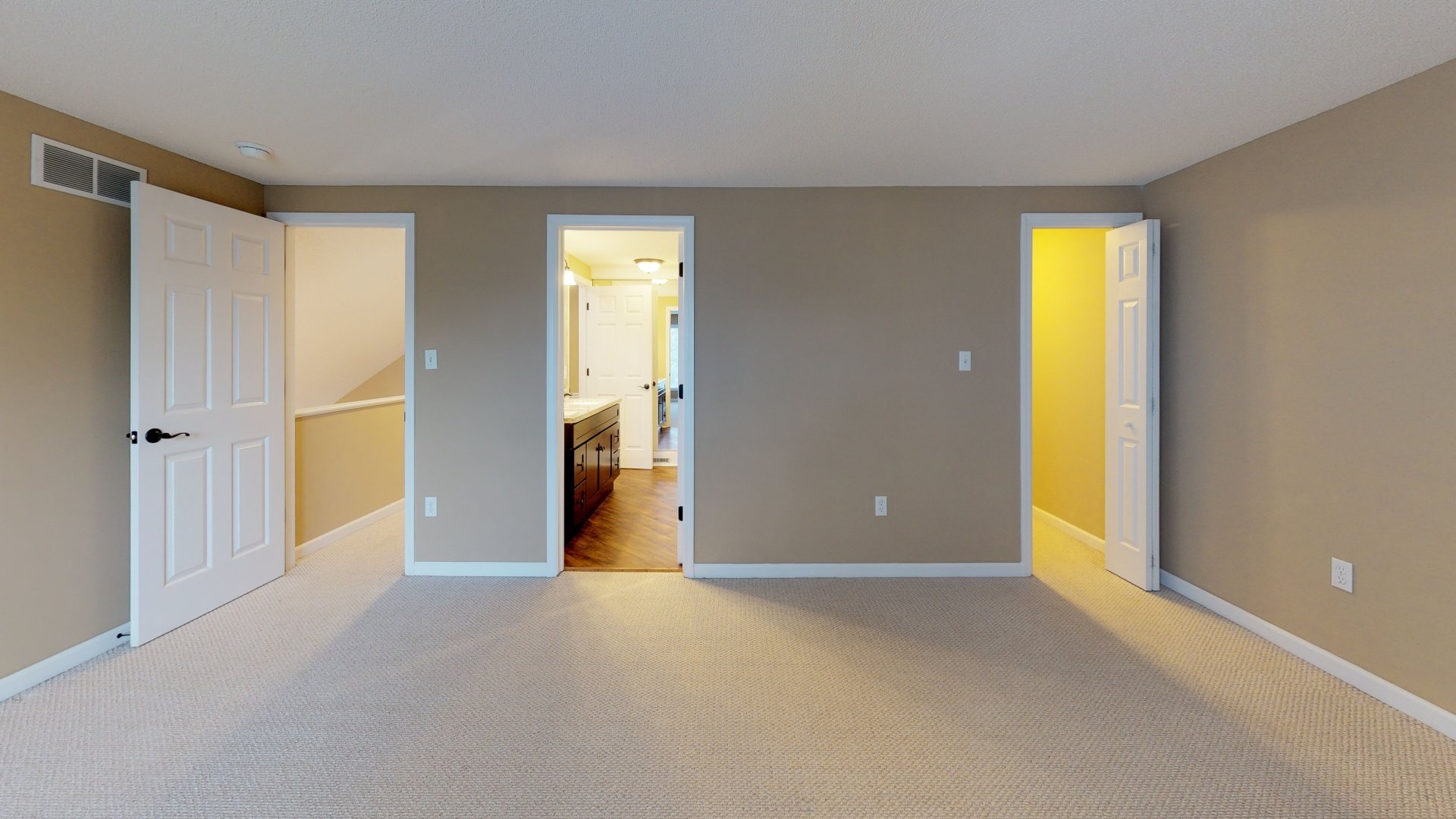 Wyse Properties Holly's Vineyard 2BD/2BA