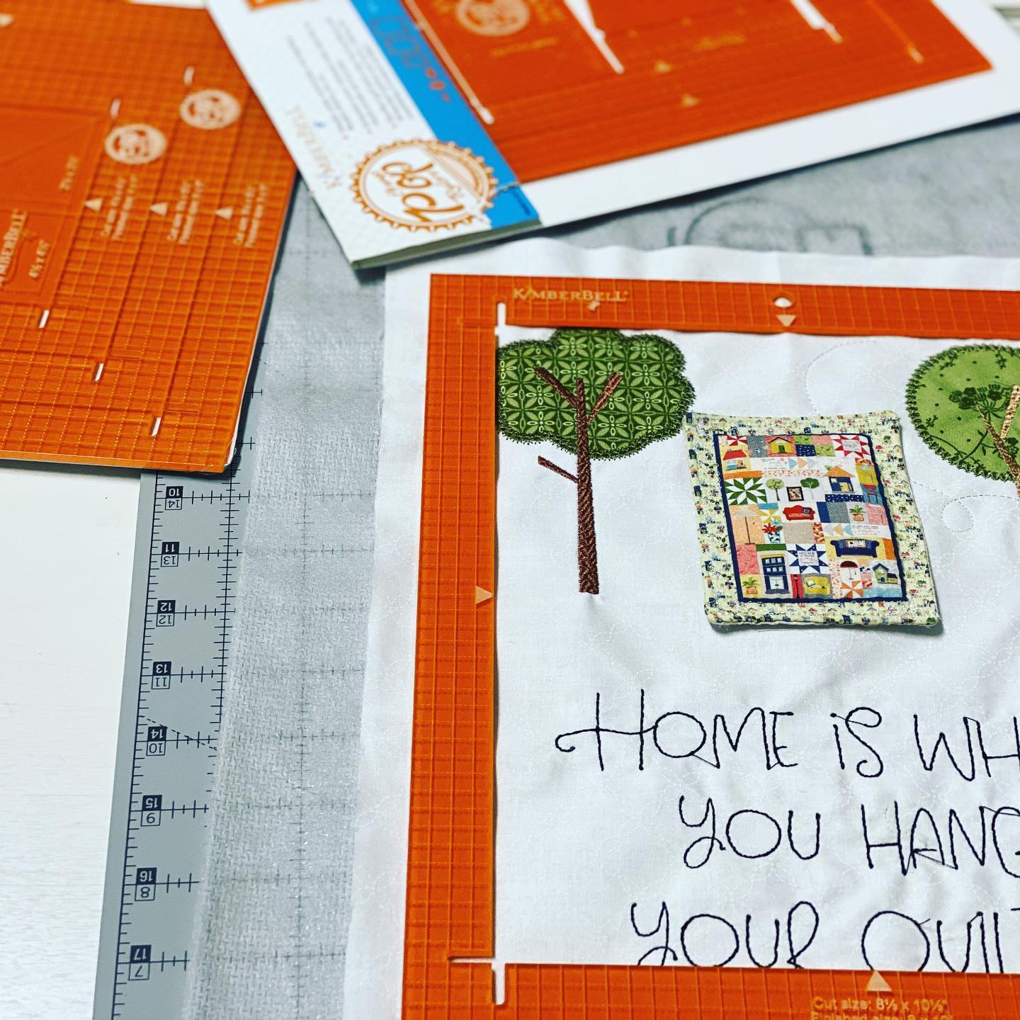 Blue House Quilt and Craft Arts and Crafts Trimble, TN