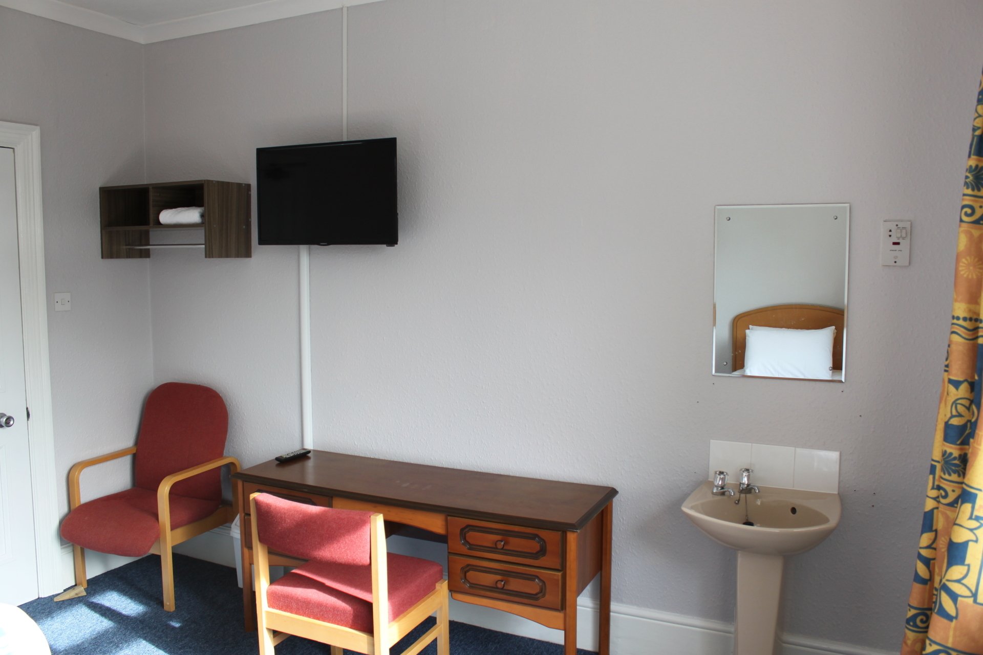 B&B rooms with ensuites in Baldock Redwings Lodge