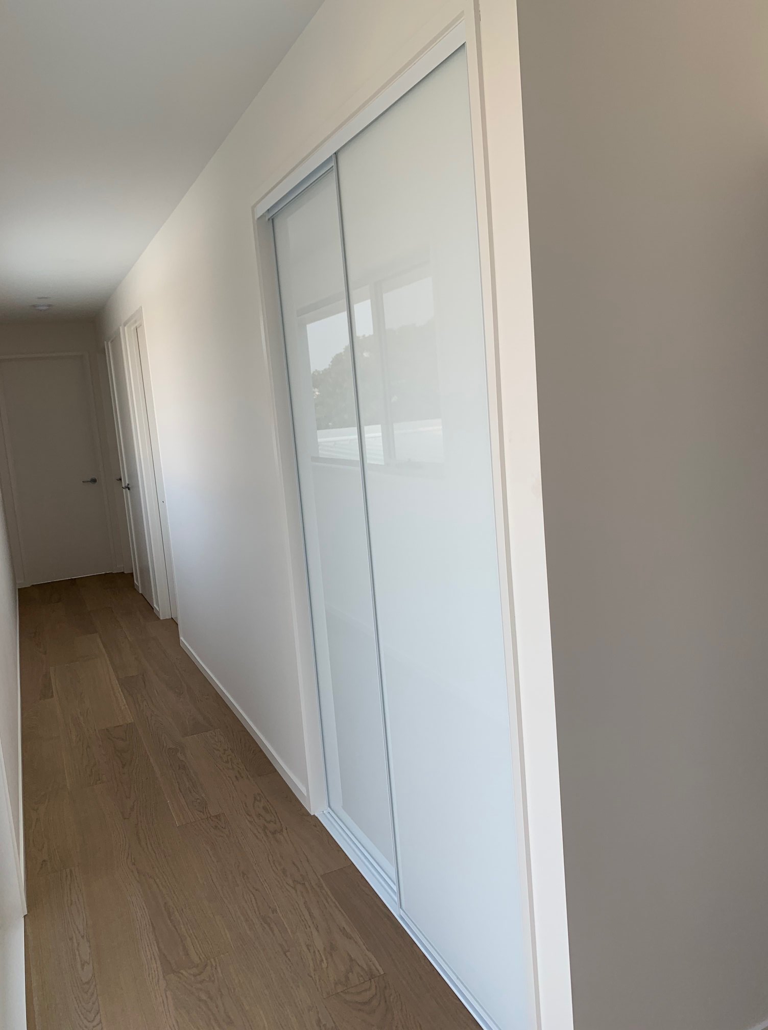 White Glass Wardrobe Doors Gold Coast GC Shower Screens