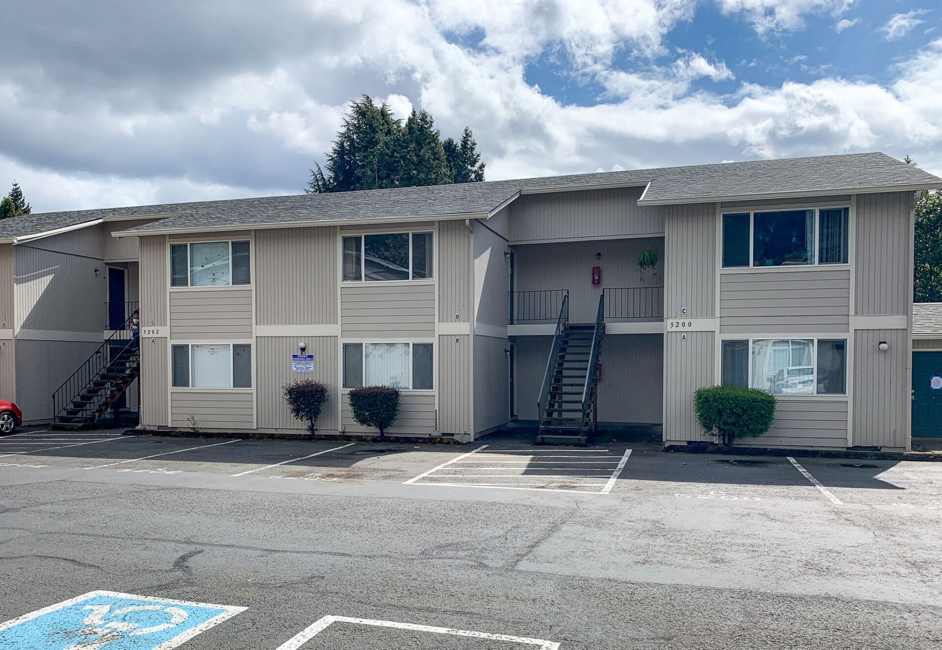 Crown Property Management, Inc. The Apartments at Elizabeth Gardens